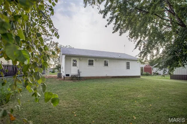 $124,000 | 103 South Deye Street, Jerseyville, IL 62052
