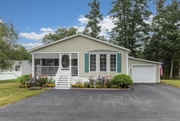 $310,000 | 26 Watercress Drive, Unit 26, Rochester, NH 03868