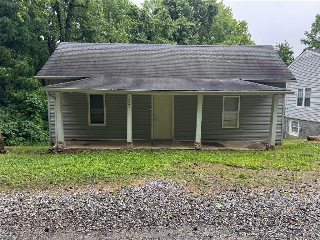 331 Wheeler Avenue High Point, NC 27260 - Photo 3 of 36