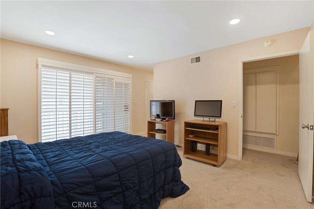1980 Rory Lane, Unit 6 Simi Valley, CA 93063 - Photo 19 of 29