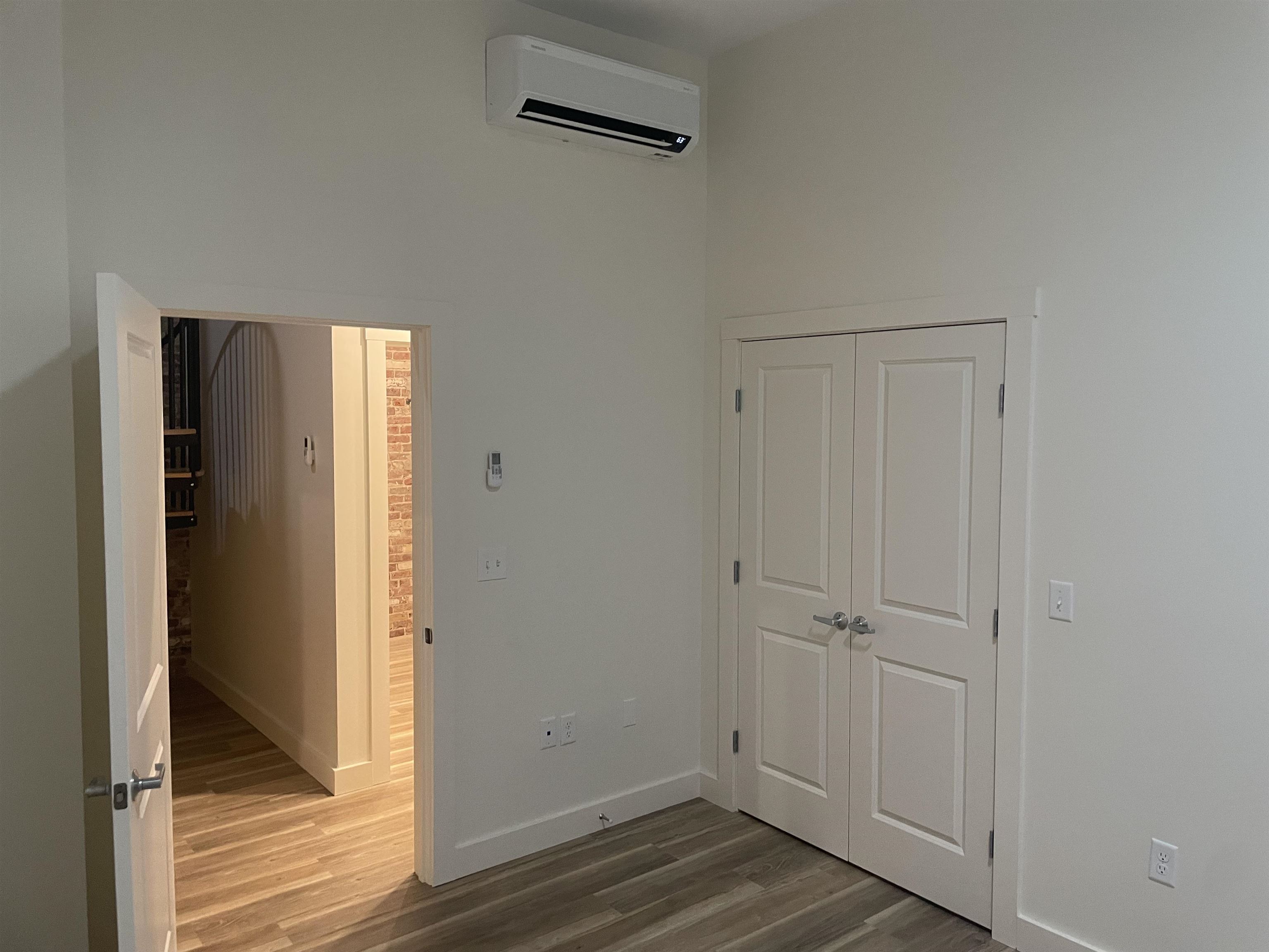 22 South Main Street, Unit 202 Rochester, NH 03867 - Photo 14 of 35