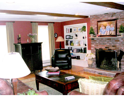 28 Oriole Road Medfield, MA 02052 - Photo 10 of 10 Gallery Image 10