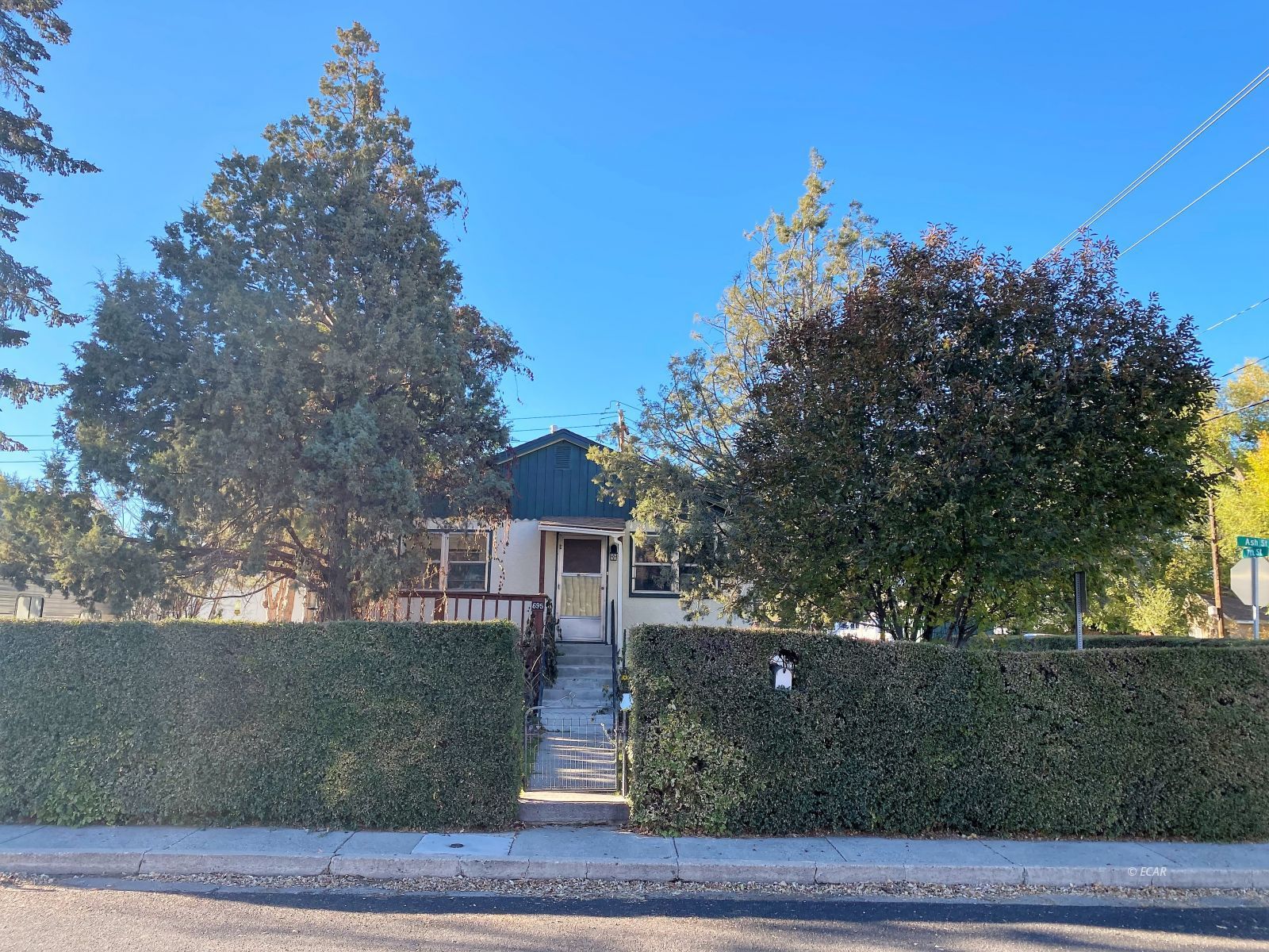 695 Ash Street Elko, NV 89801 - Photo 4 of 41 Gallery Image 4