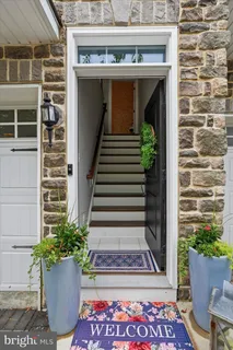 $700,000 | 203 Corvus Circle, Springfield, PA 19064