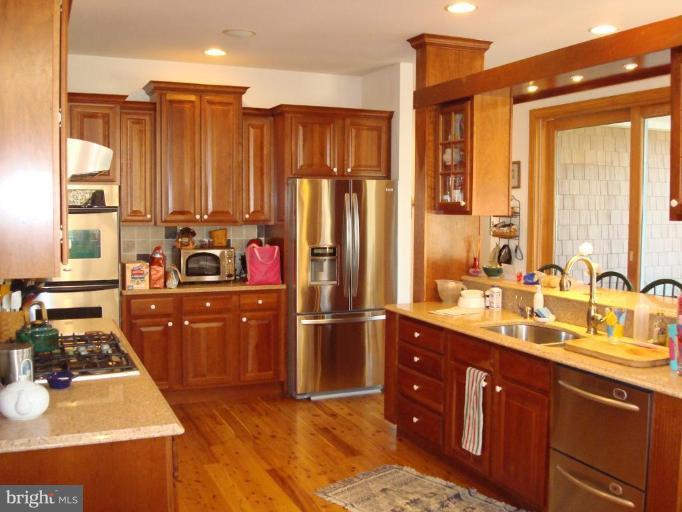 2820 Bennett Point Road Queenstown, MD 21658 - Photo 4 of 16 Kitchen