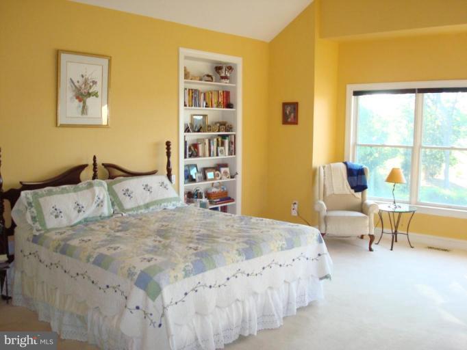 2820 Bennett Point Road Queenstown, MD 21658 - Photo 6 of 16 Master Bedroom