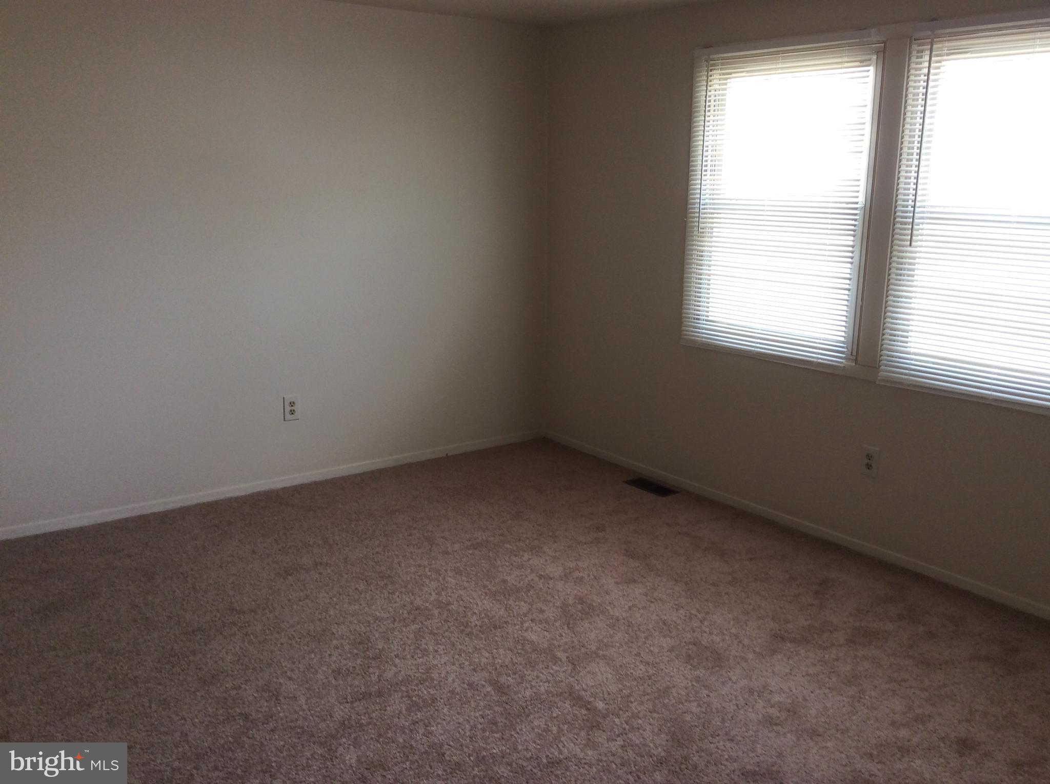 7 Rittenhouse Court Willingboro, NJ 08046 - Photo 11 of 17