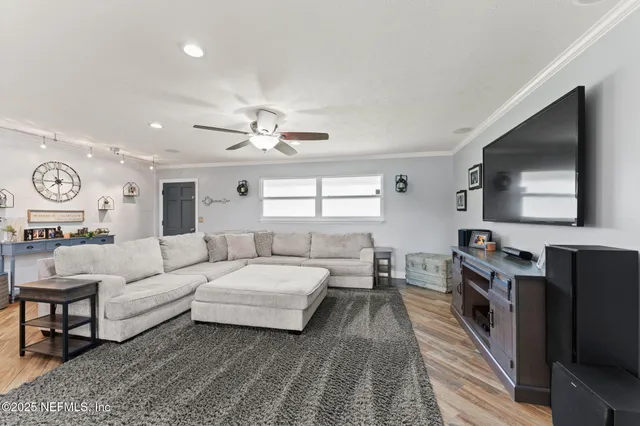 $2,100 | 256 Baisden Road, Jacksonville, FL 32218