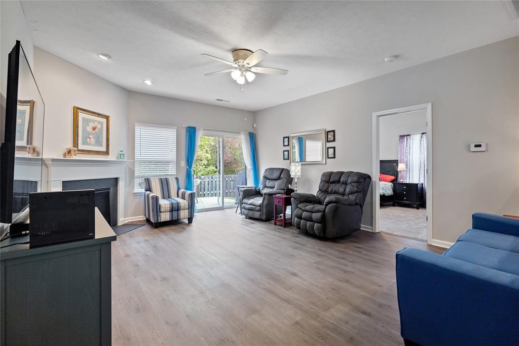 205 Rocky Road Greenfield, IN 46140 - Photo 5 of 19 Gallery Image 5