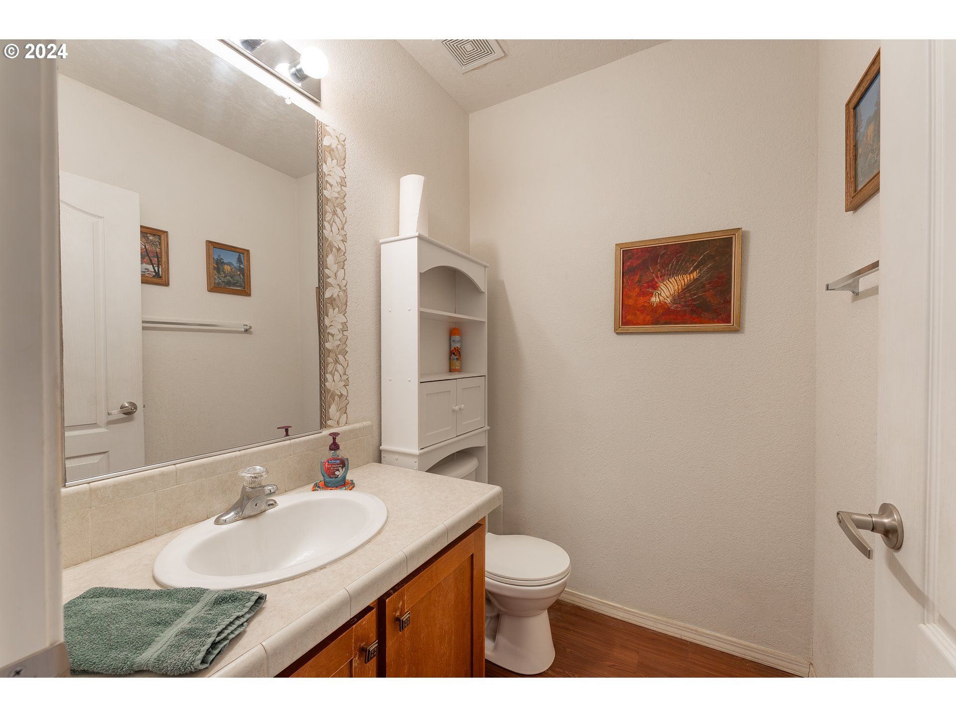 1464 Southside Road Sutherlin, OR 97479 - Photo 25 of 41 Bathroom