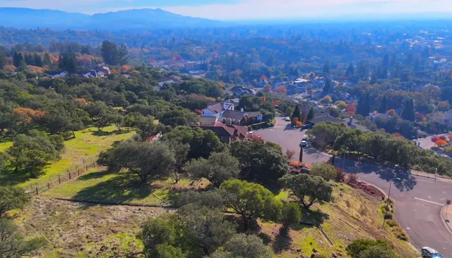 $550,000 | 3600 Tillmont Way, Santa Rosa, CA 95403