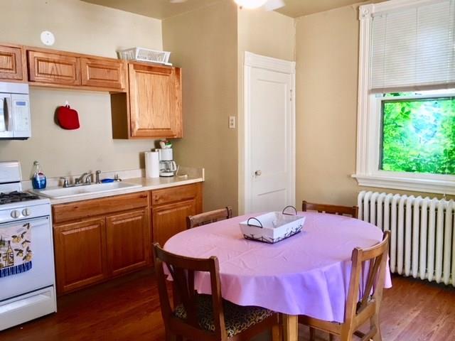3045 Mt Troy Road Pittsburgh, PA 15212 - Photo 21 of 24 Carriage house kitchen
