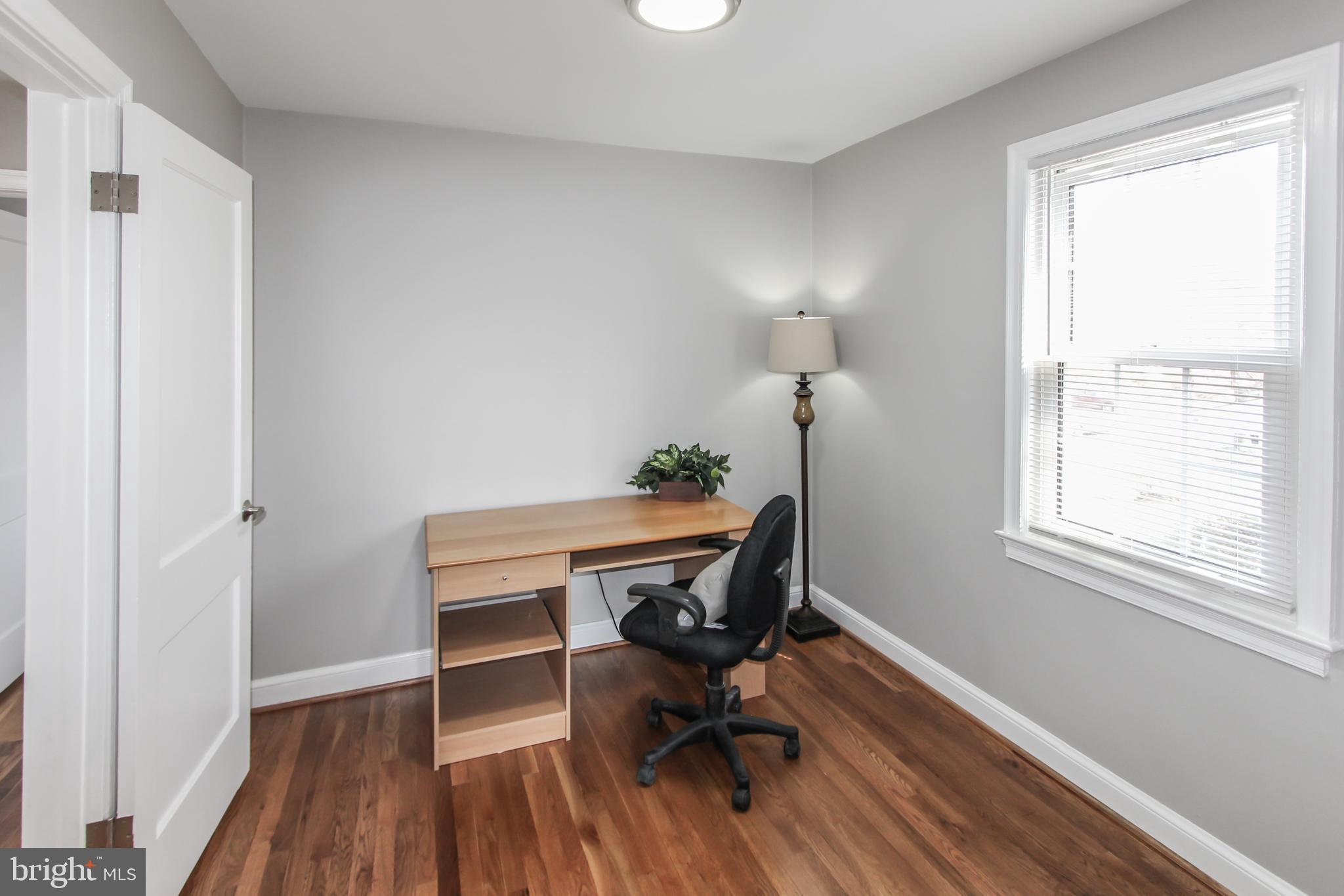 9108 Eton Road Silver Spring, MD 20901 - Photo 21 of 43 BR3/office w/ refinished HWs & overhead light.