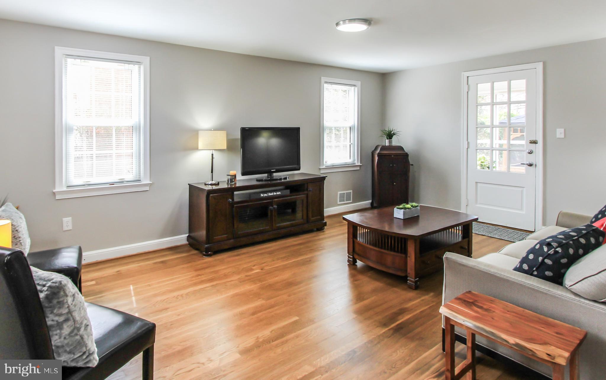 9108 Eton Road Silver Spring, MD 20901 - Photo 8 of 43 Spacious living rm w/ natural & overhead lighting.