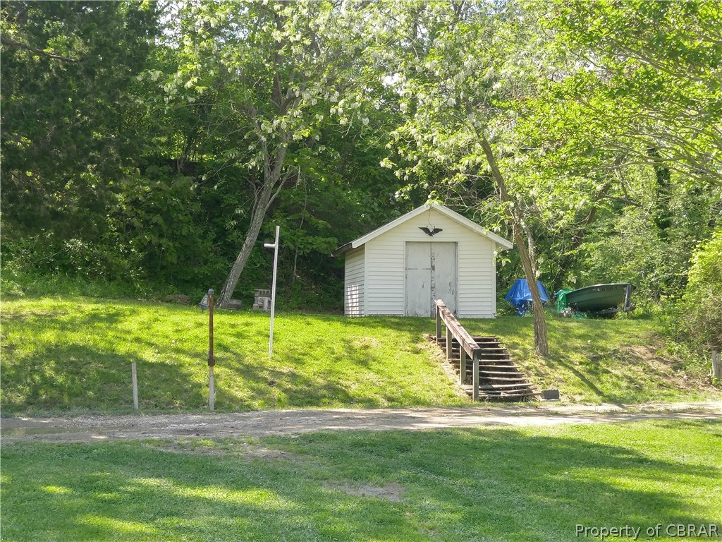 638 Jones Point Beach Road Laneview, VA 22504 - Photo 25 of 26 Gallery Image 25