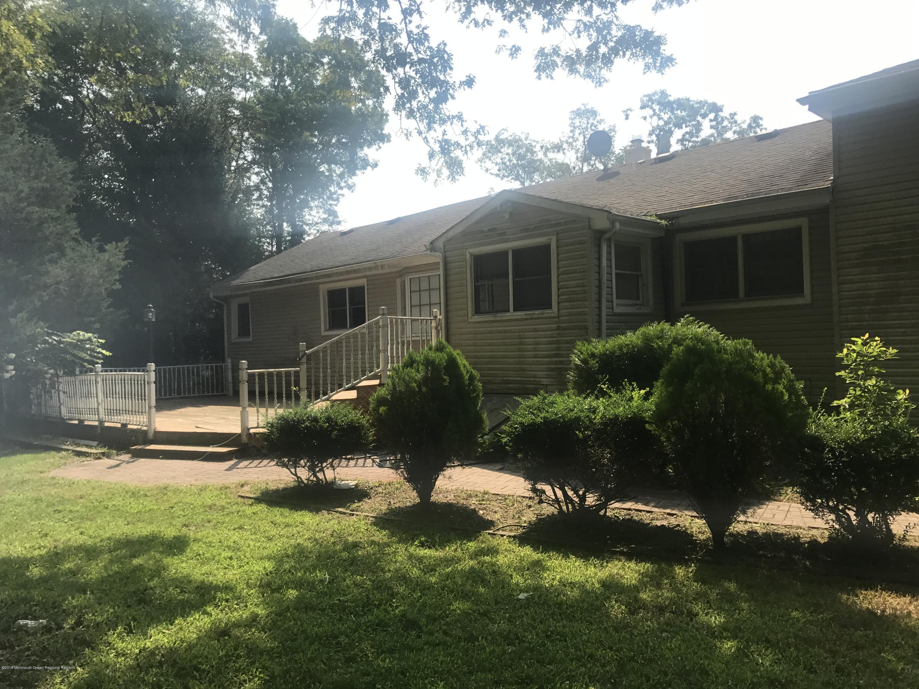 232 Spring Valley Road Morganville, NJ 07751 - Photo 9 of 19 IMG_6430