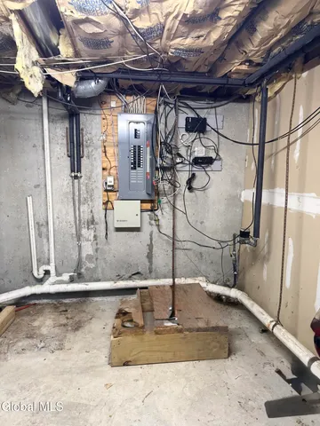 $159,500 | 750 Hamilton Street, Schenectady, NY 12307