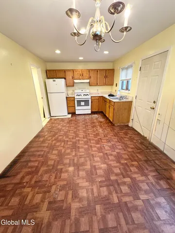 $159,500 | 750 Hamilton Street, Schenectady, NY 12307