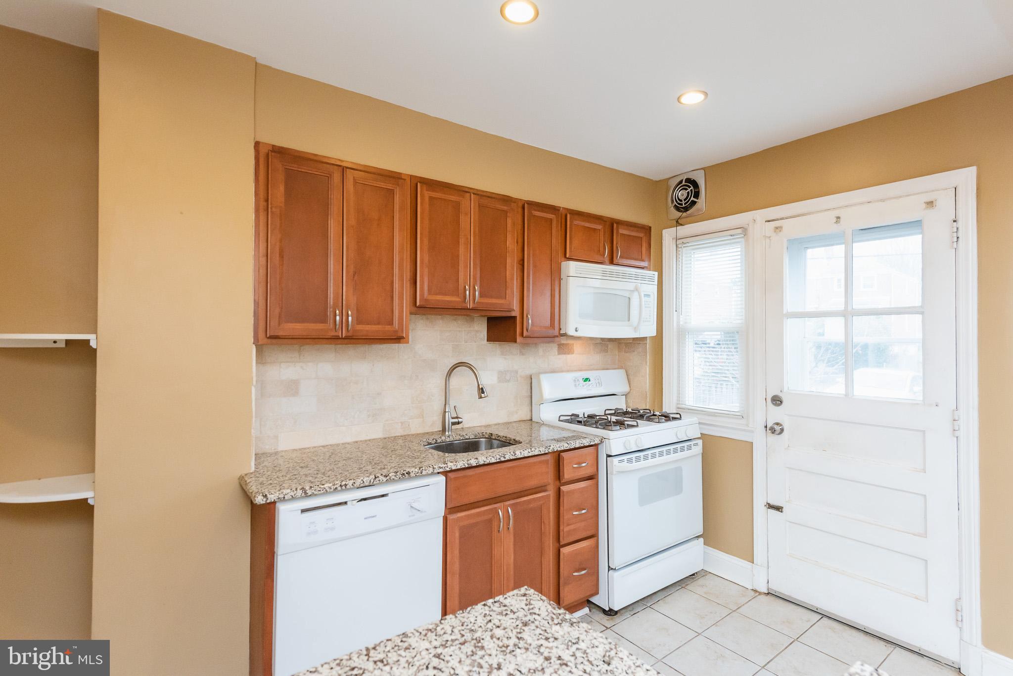 8537 Water Oak Road Baltimore, MD 21234 - Photo 18 of 31