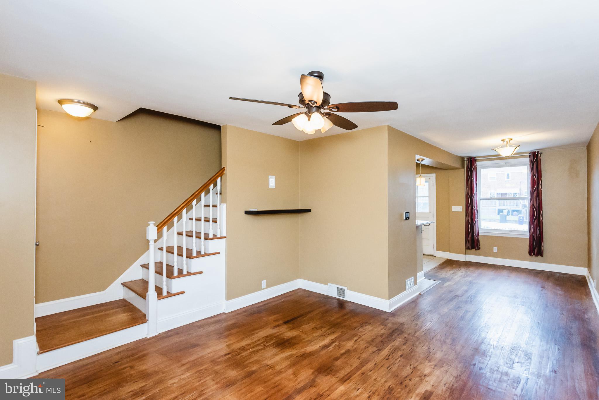 8537 Water Oak Road Baltimore, MD 21234 - Photo 4 of 31