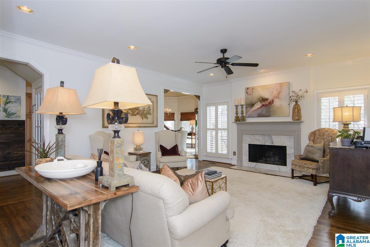 721 Park Ridge Circle Birmingham, AL 35242 - Photo 4 of 50