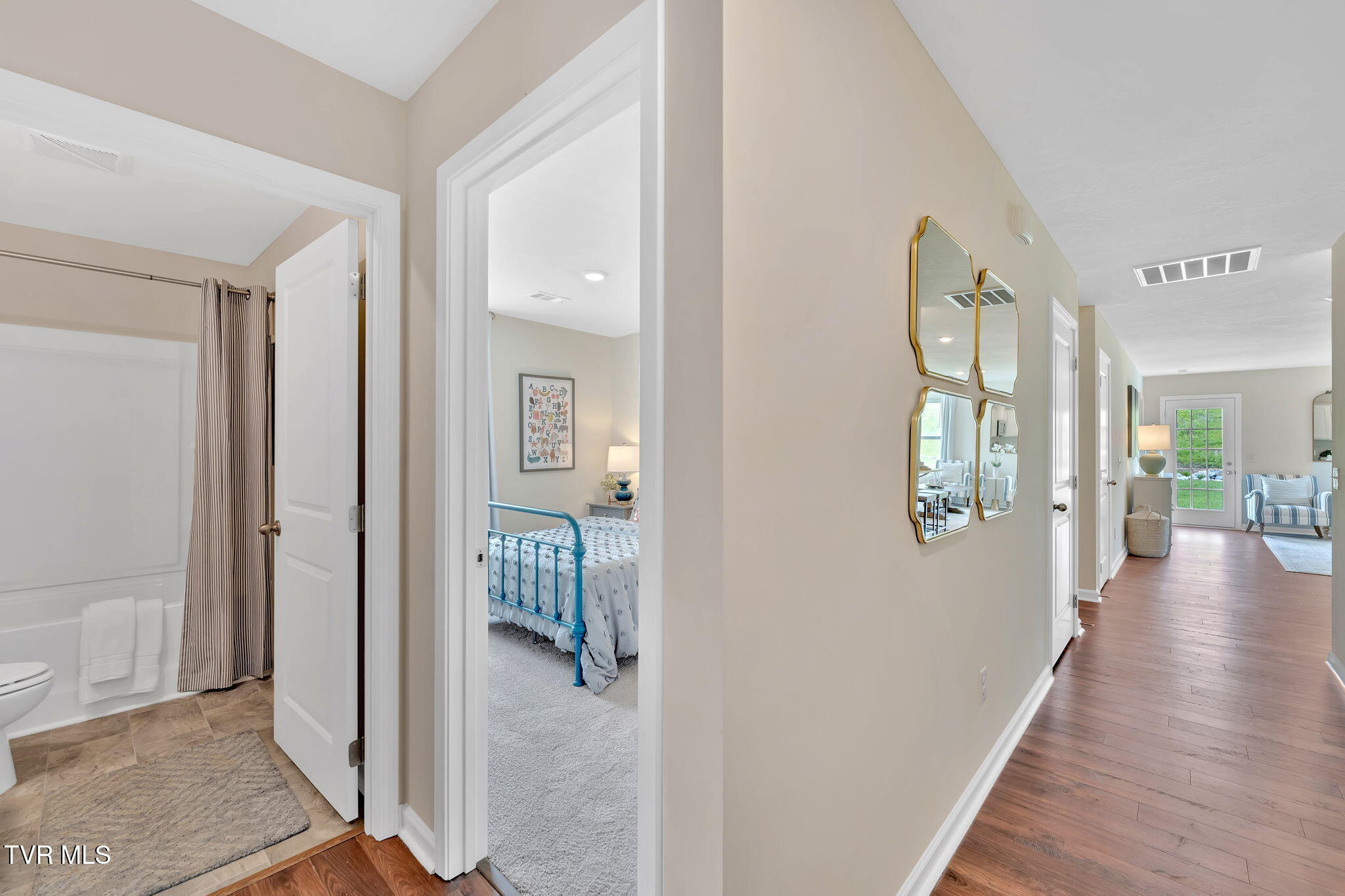 389 Arrowhead Drive Johnson City, TN 37601 - Photo 11 of 23 12-web-or-mls-DSC04886