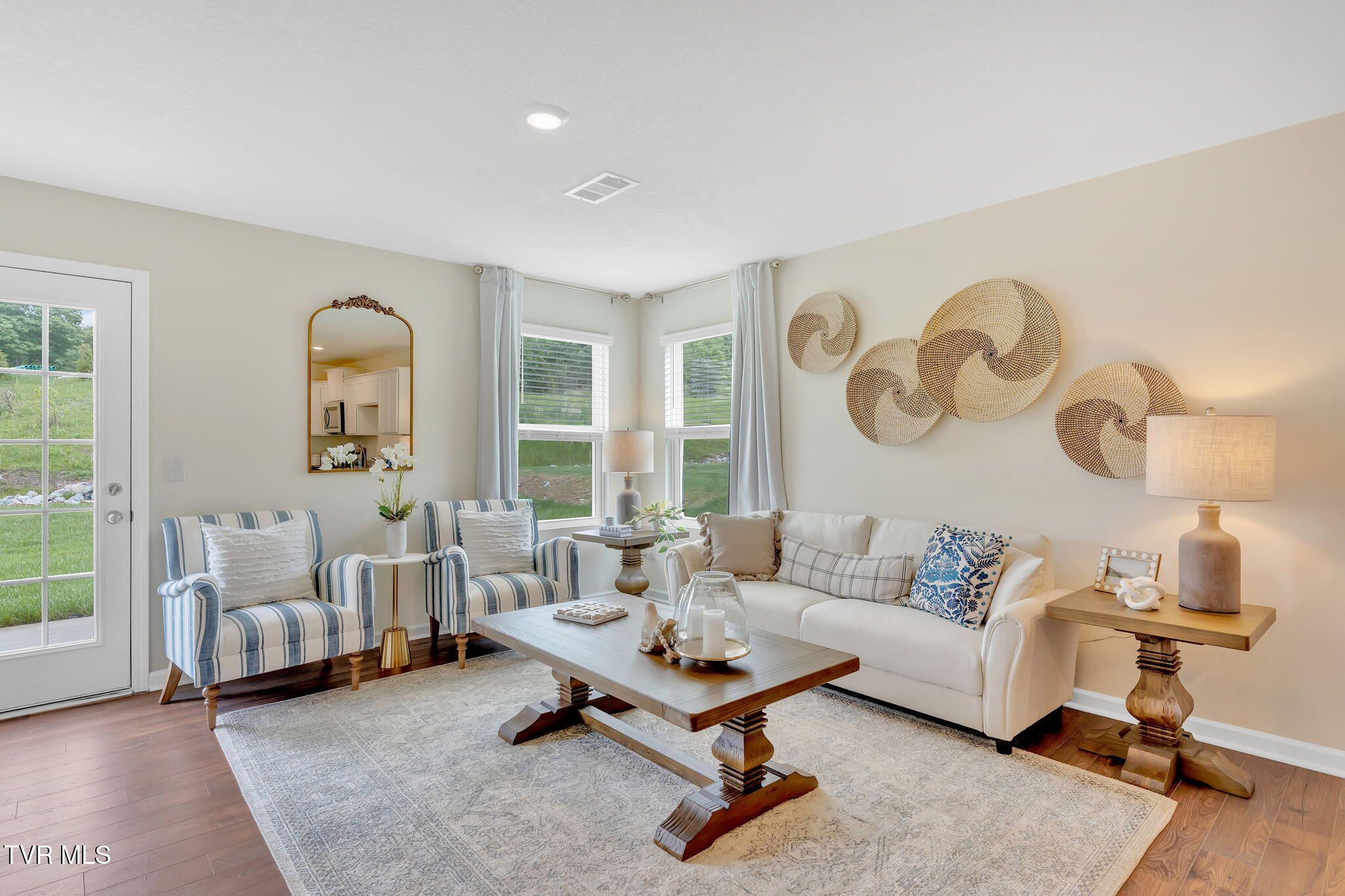 389 Arrowhead Drive Johnson City, TN 37601 - Photo 6 of 23 7-web-or-mls-DSC04871