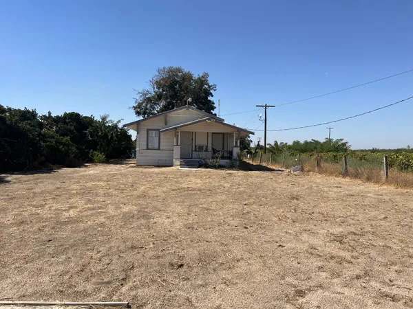 $859,000 | 12575 South Academy Avenue, Selma, CA 93662