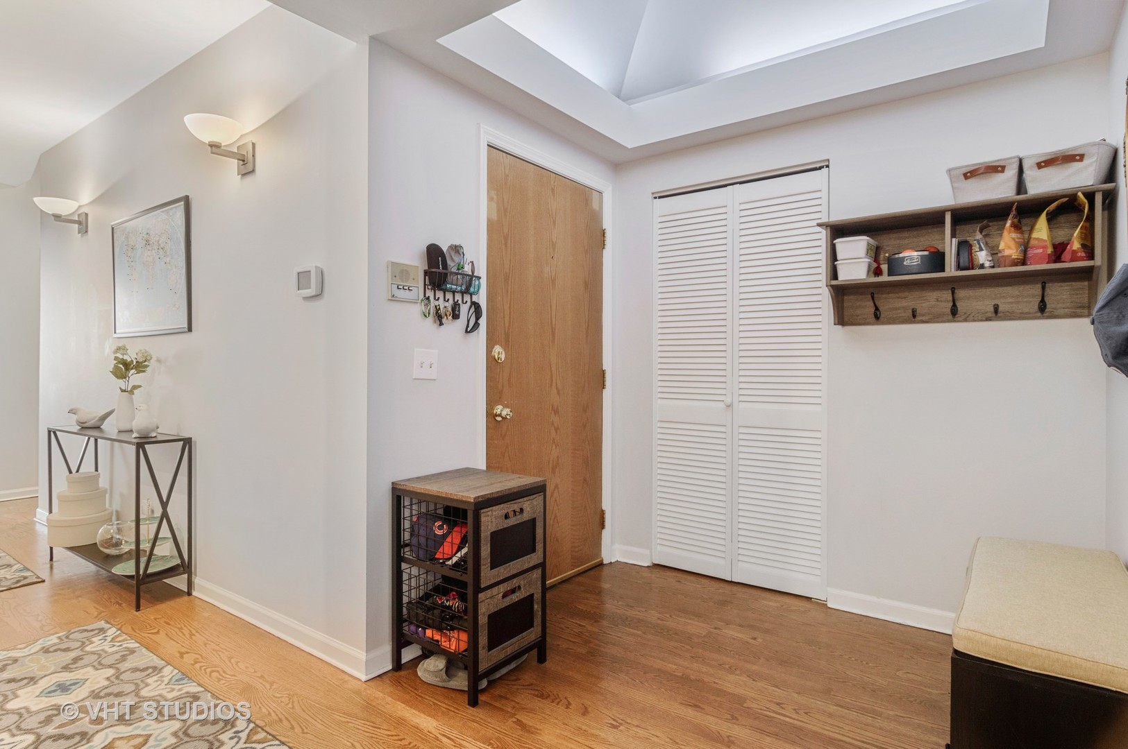 1320 West Wilson Avenue, Unit 2B Chicago, IL 60640 - Photo 2 of 17