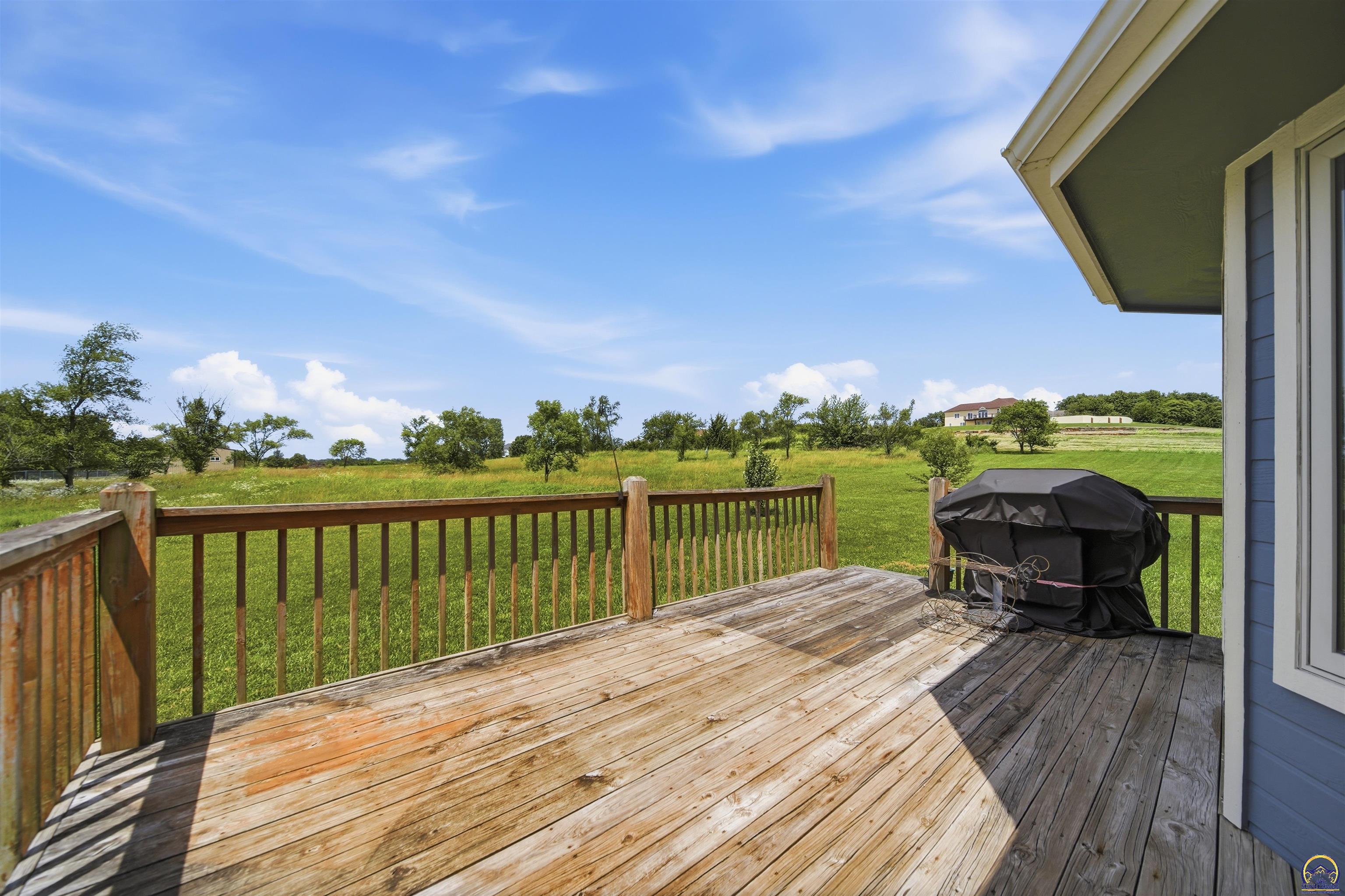 5045 Northwest Rochester Road Topeka, KS 66618 - Photo 27 of 31
