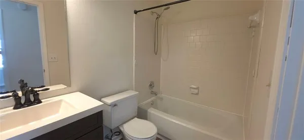 $2,295 | 330 Knoll Ridge Court, Alpharetta, GA 30022