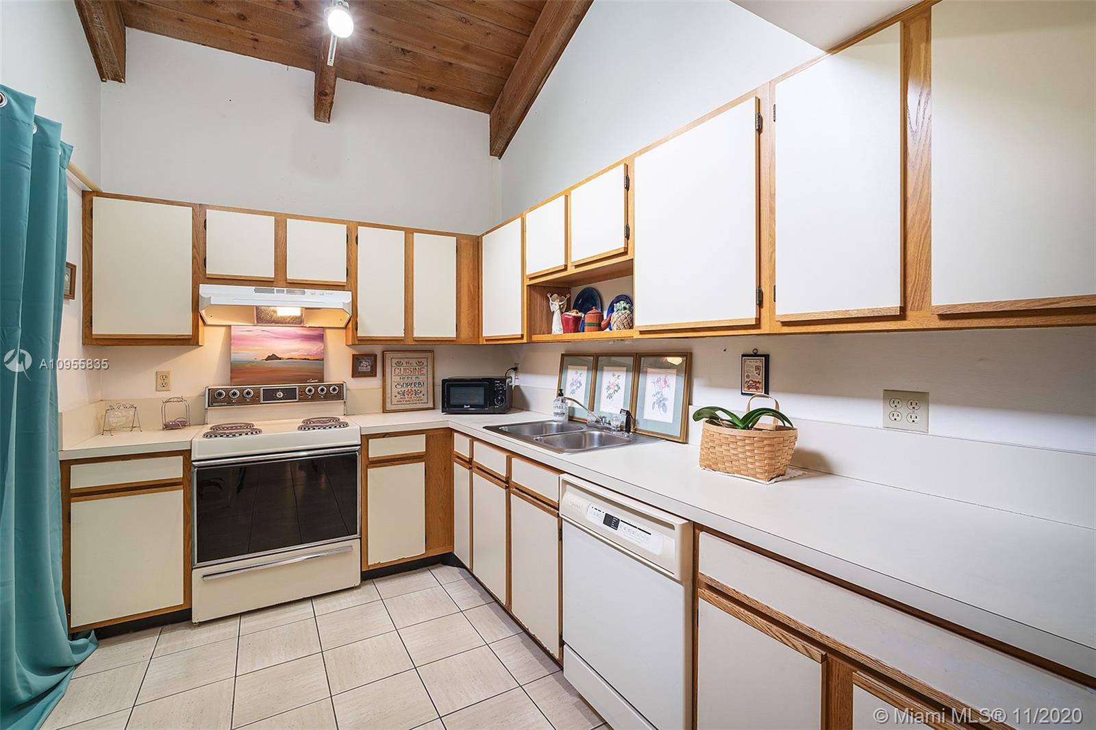 8311 Southwest 157th Avenue, Unit 710 Miami, FL 33193 - Photo 7 of 18