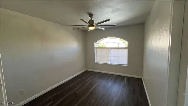 $2,595 | 537 Fiddlehead Avenue, Las Vegas, NV 89183