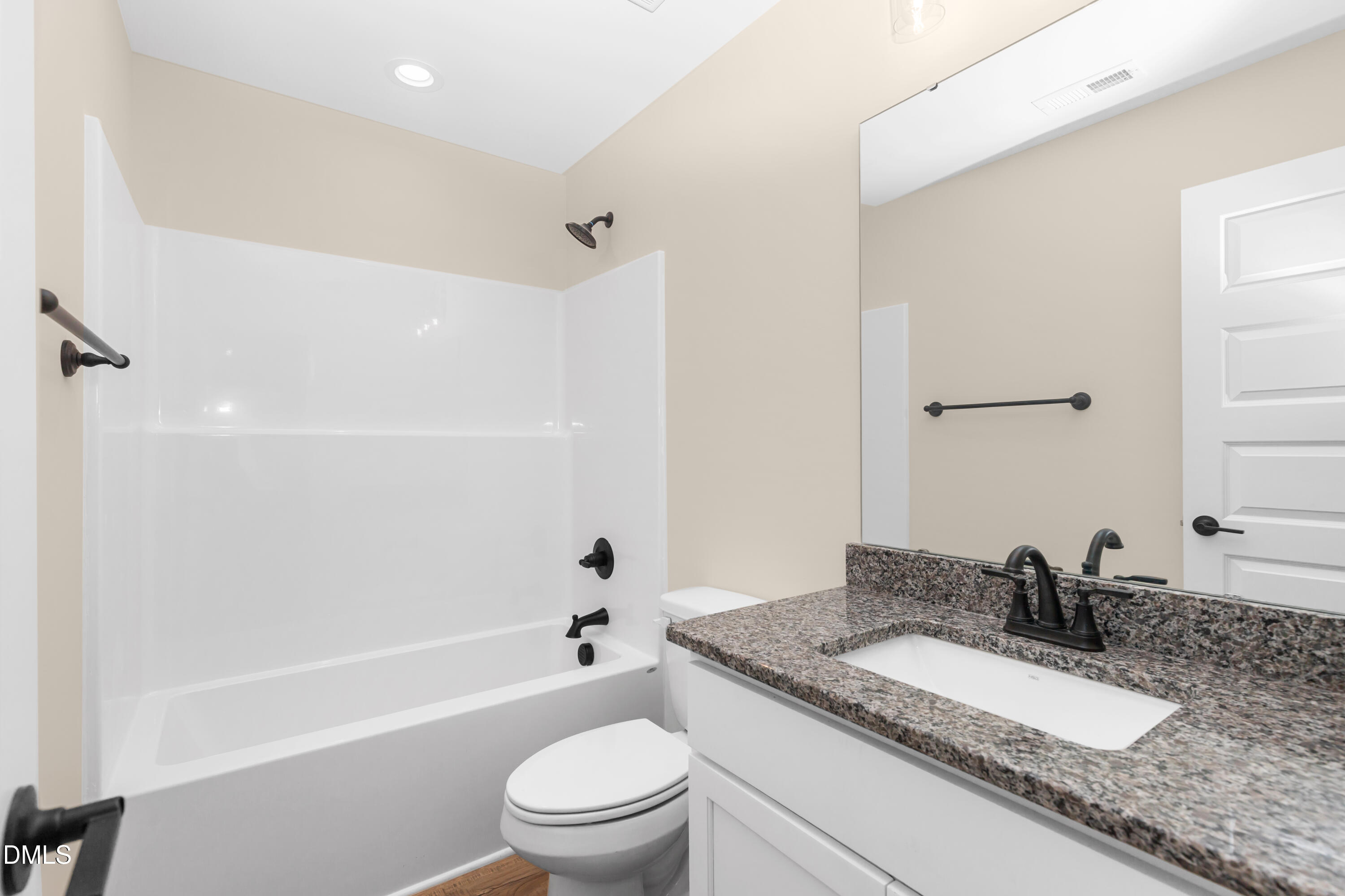 229 East Washington Street Coats, NC 27521 - Photo 22 of 24 _MG_1848