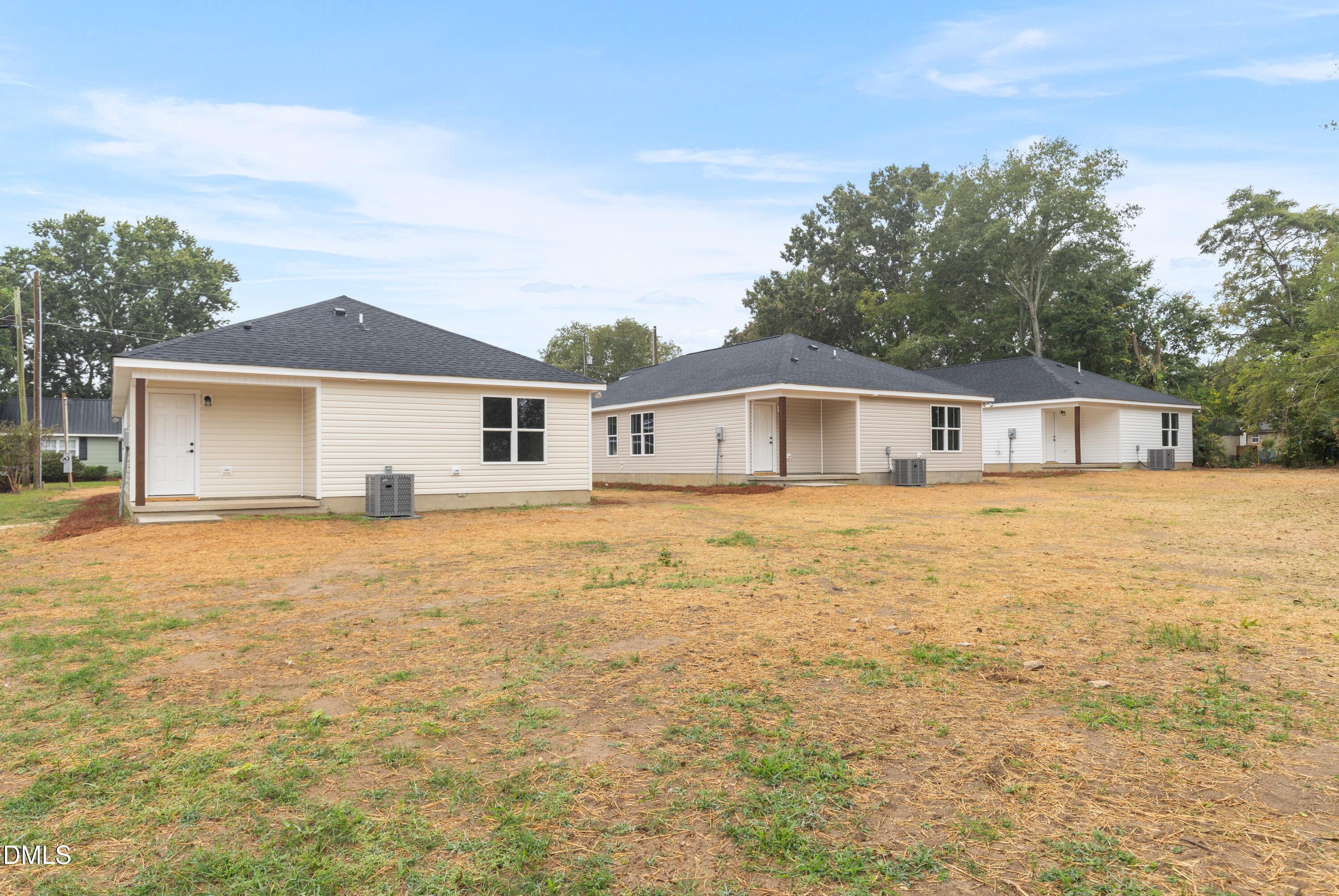 229 East Washington Street Coats, NC 27521 - Photo 24 of 24 IMG_1899