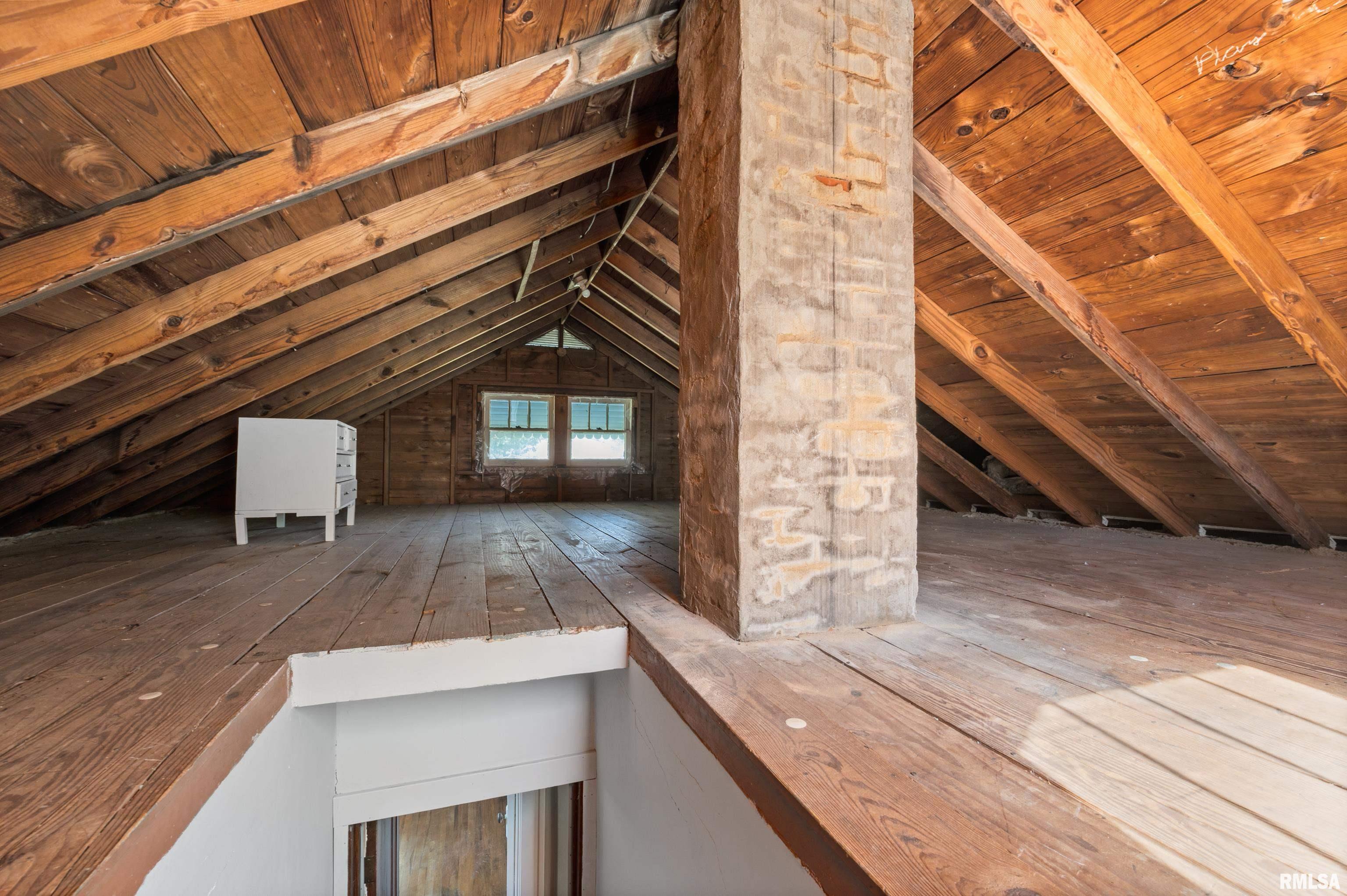 8310 Knoxville Road Milan, IL 61264 - Photo 8 of 20 Gallery Image 8