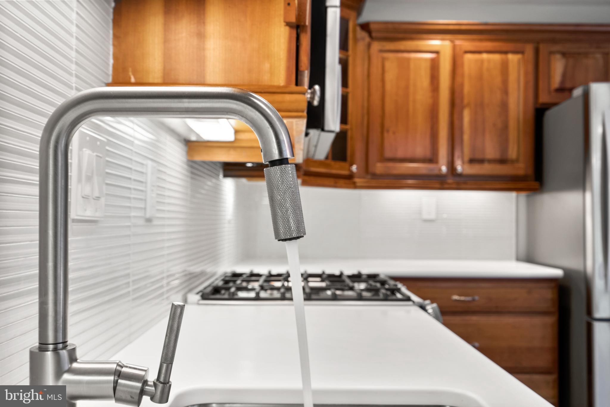 507 Ridge Road Annapolis, MD 21401 - Photo 17 of 75 Brizo Brushed Nickel Fixture