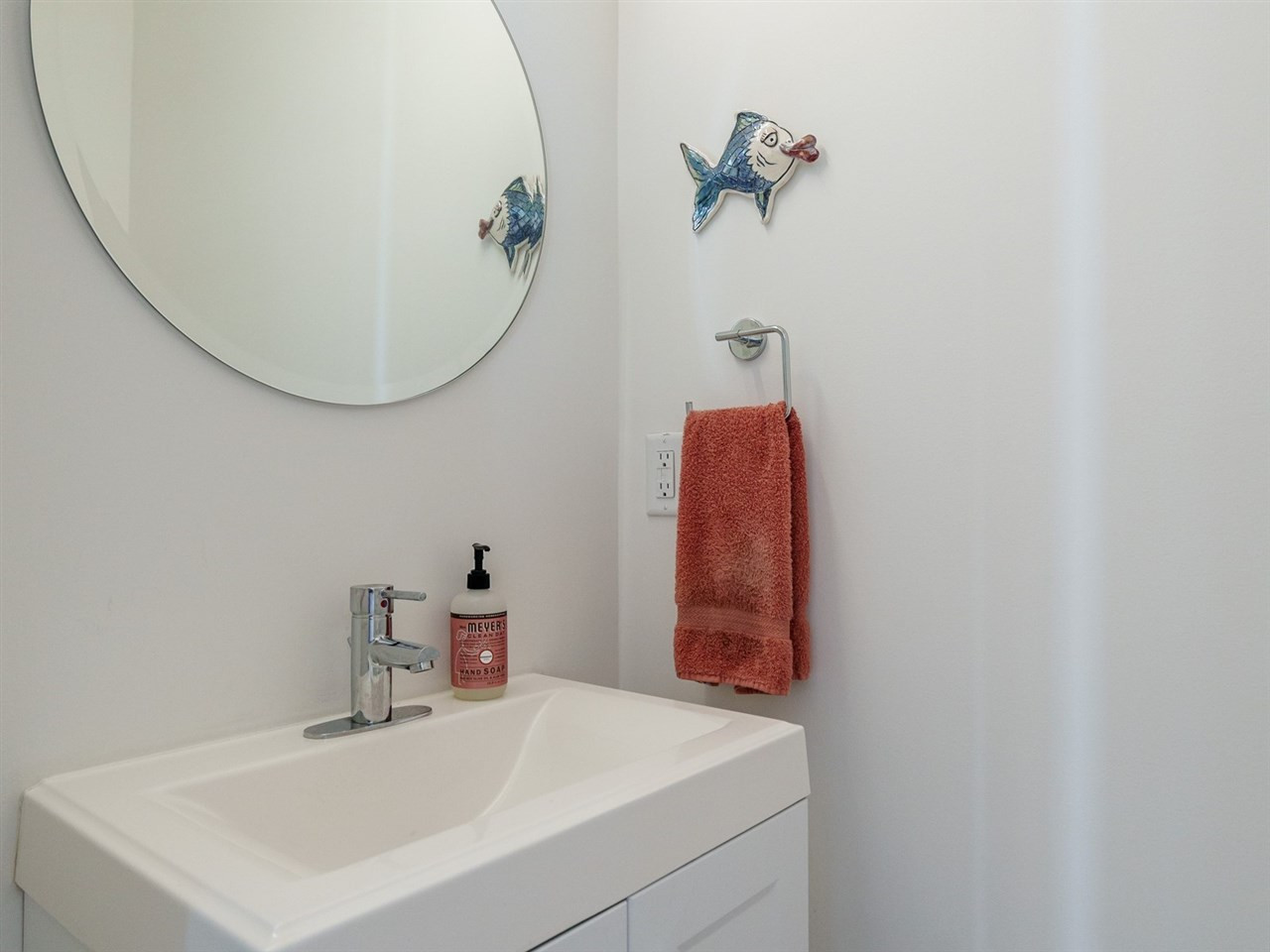 537 New Bern Avenue, Unit 109 Raleigh, NC 27601 - Photo 14 of 30 Powder Room