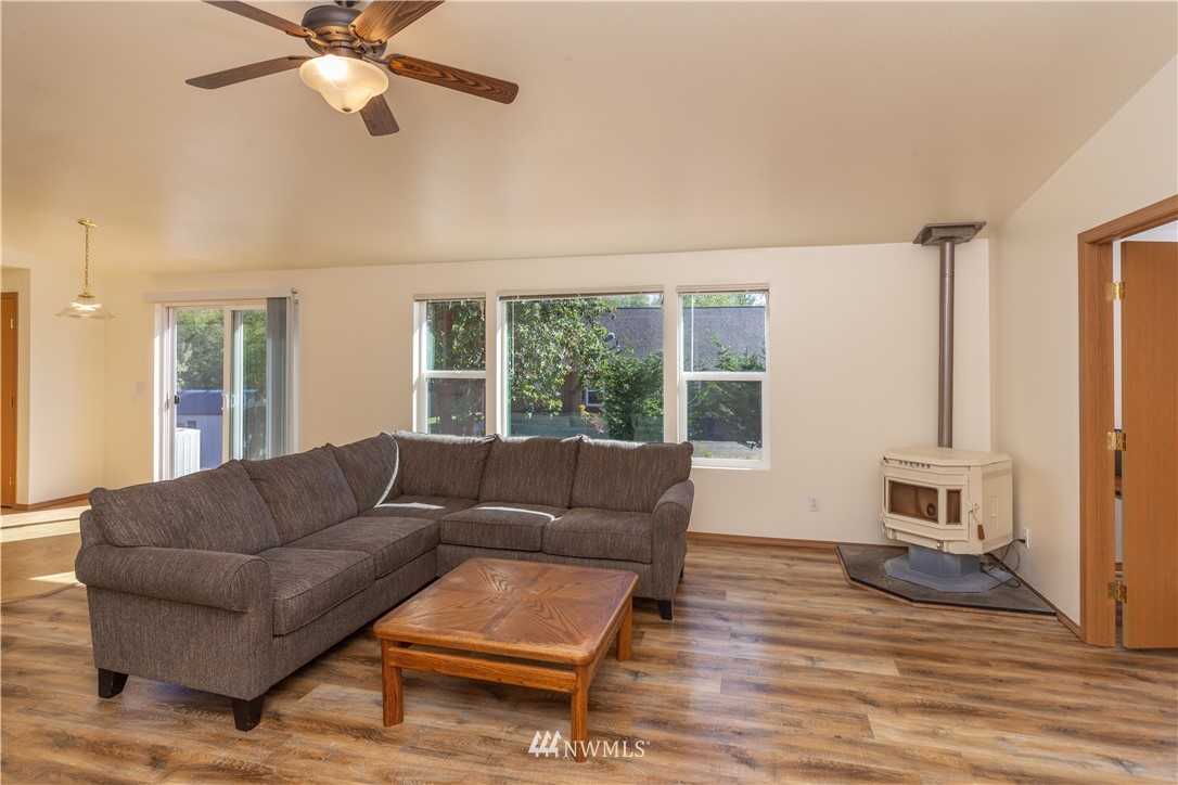 232 Marieta Loop Port Townsend, WA 98368 - Photo 5 of 35 Gallery Image 5