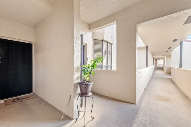$320,000 | 7460 La Paz Boulevard, Unit 304, Boca Raton, FL 33433