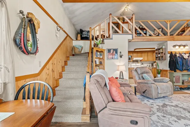 $525,000 | 122 Wallace Road, Northfield, VT 05663