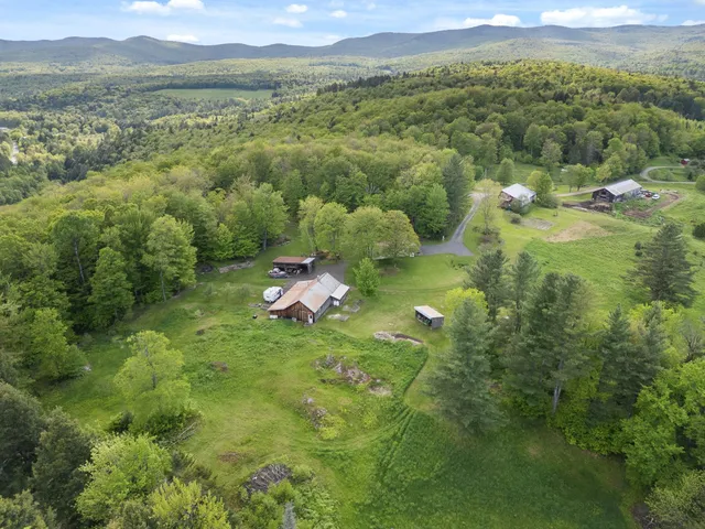 $525,000 | 122 Wallace Road, Northfield, VT 05663
