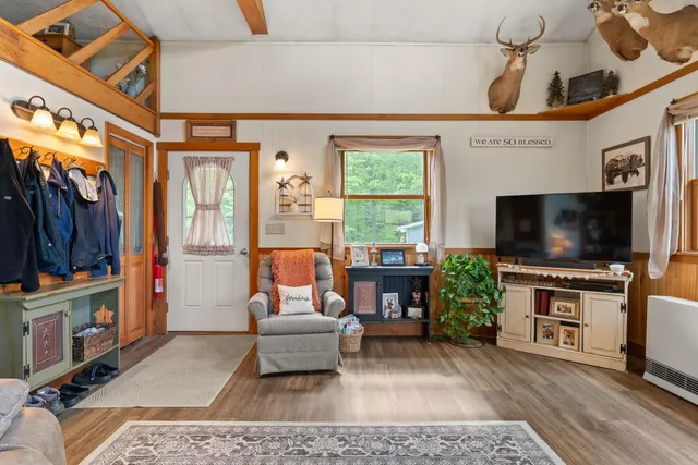 $525,000 | 122 Wallace Road, Northfield, VT 05663