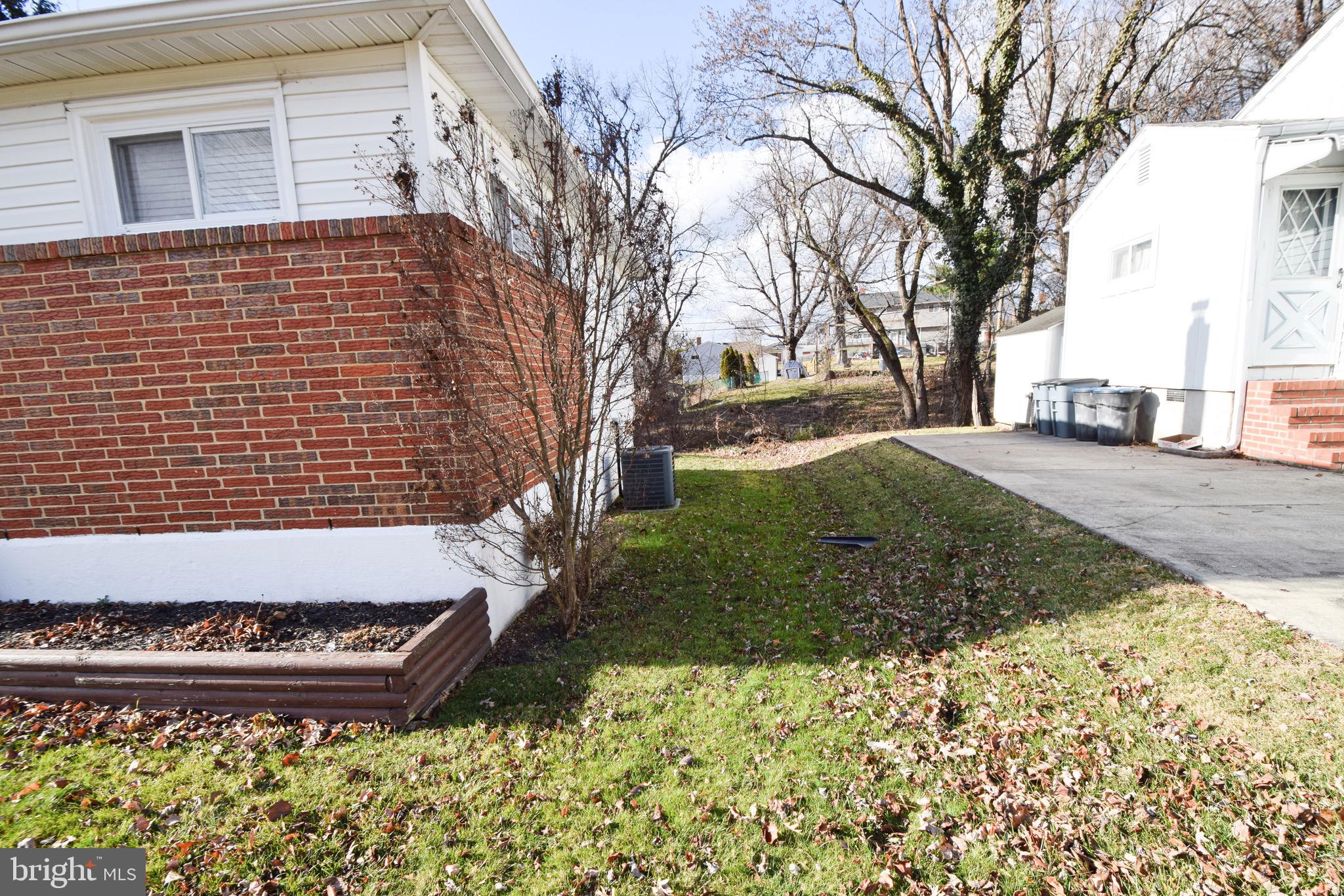 8816 Spring Road Parkville, MD 21234 - Photo 51 of 65 Side of the House