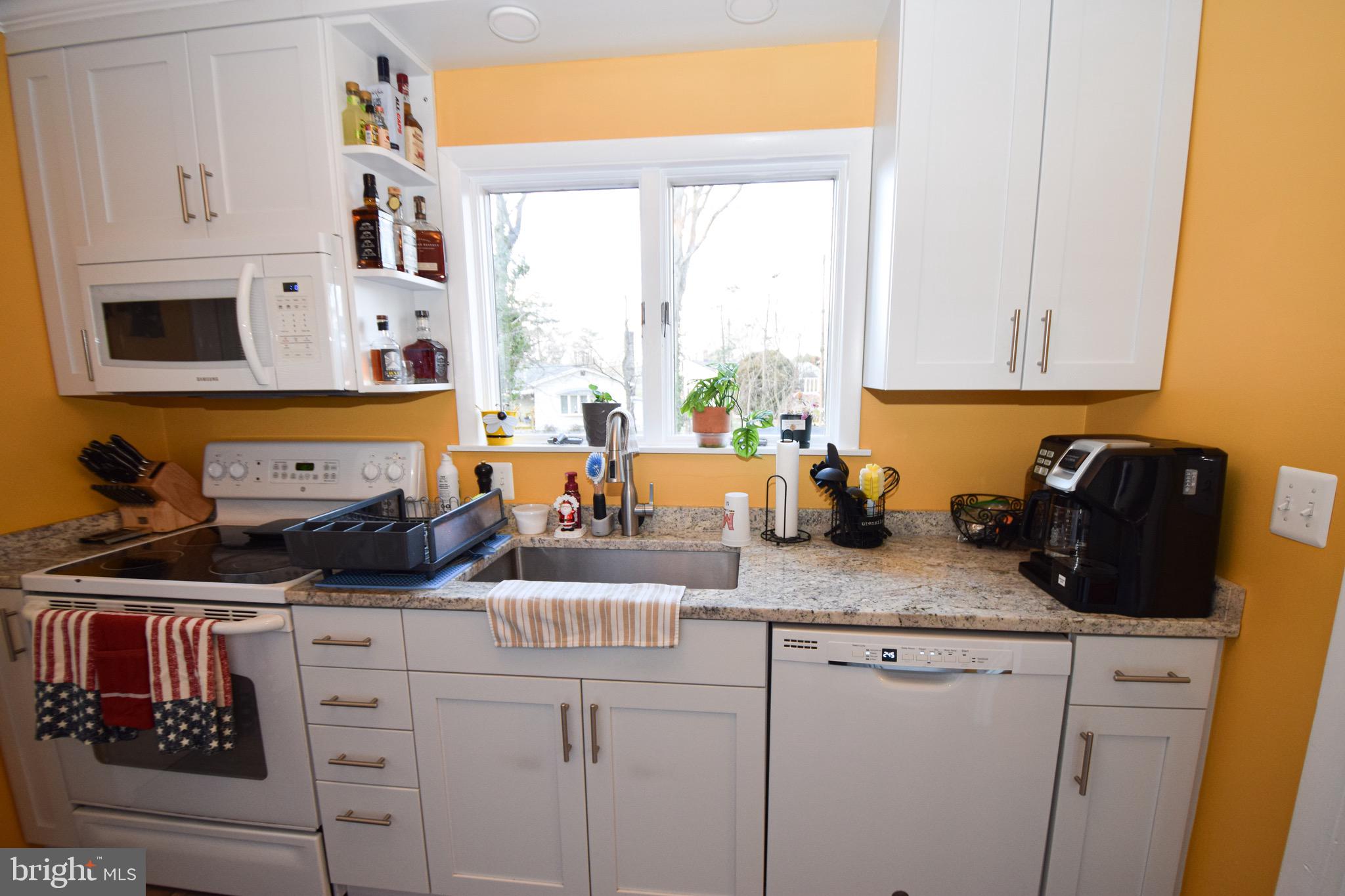 8816 Spring Road Parkville, MD 21234 - Photo 10 of 65 Kitchen