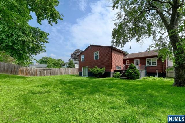 31 Garwood Road Fair Lawn, NJ 07410 - Photo 23 of 26