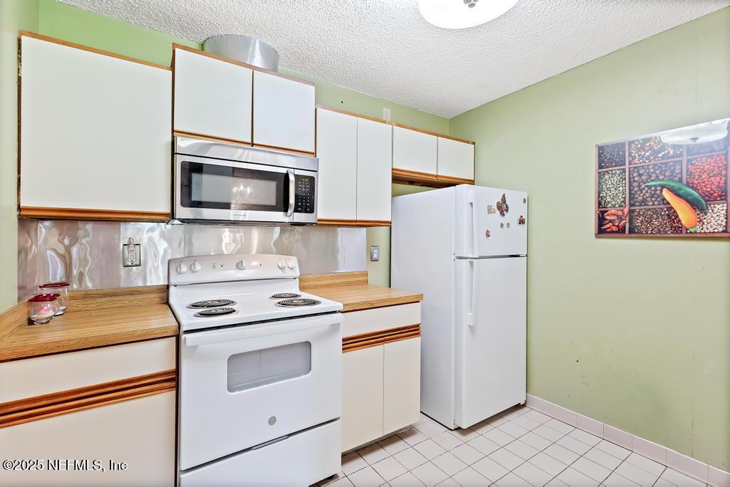 85 Debarry Avenue, Unit 1012 Orange Park, FL 32073 - Photo 17 of 55 Bright