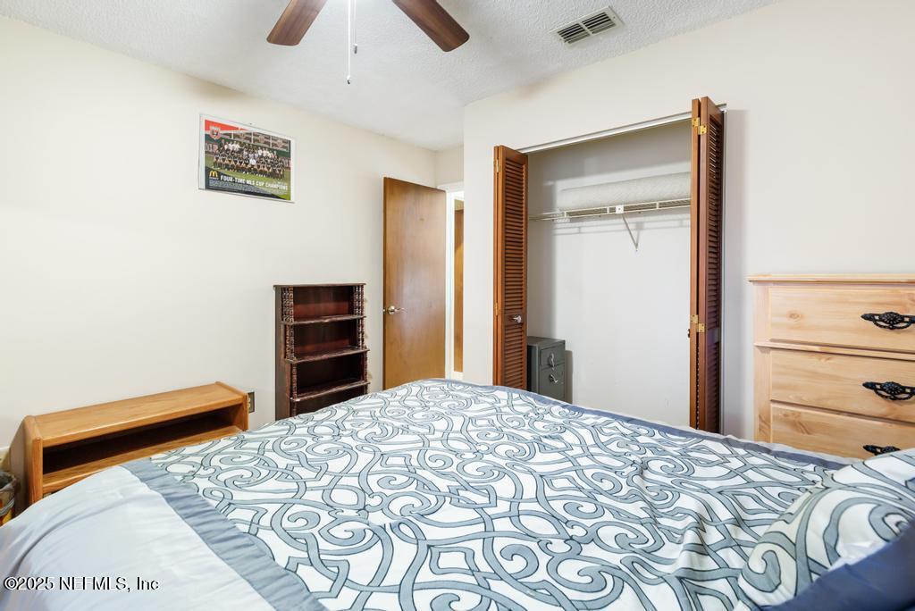 85 Debarry Avenue, Unit 1012 Orange Park, FL 32073 - Photo 26 of 55 Guest Bedroom