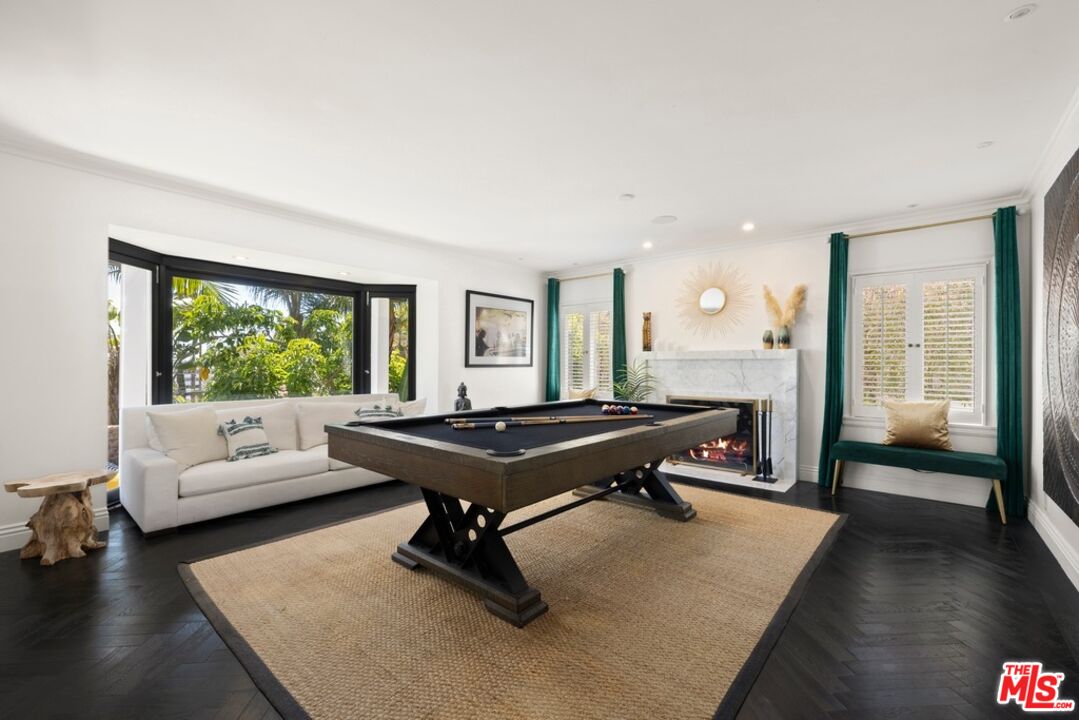 1472 North Kings Road West Hollywood, CA 90069 - Photo 4 of 23