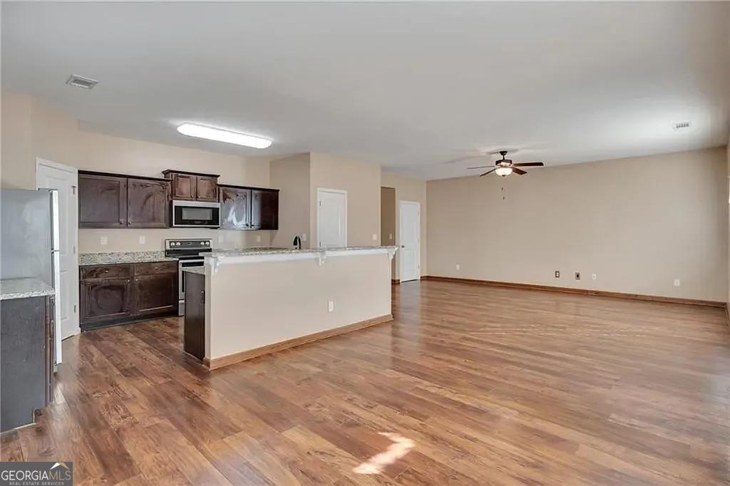 54 Autumn Canyon Path Southeast Cartersville, GA 30121 - Photo 2 of 6